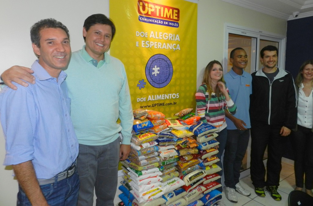 Acao-Cidada-Entrega-de-alimentos-Uptime-Jundiai