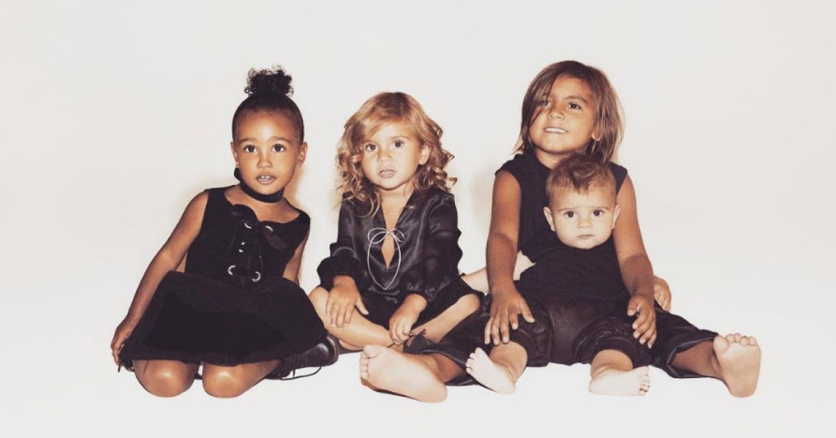 North West com Mason, Penelope e Reign Disick, filhos das irmãs Kim e Kourtney Kardashian